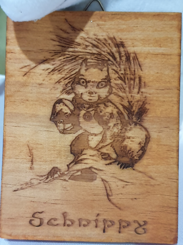 Cadeau gravure sur bois du Moulin Féérique