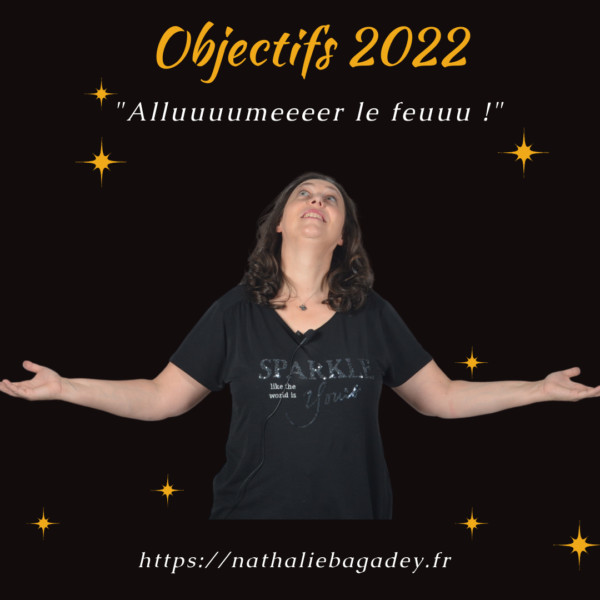 Image pour diffusion du post sur les objectifs 2022 : Nathalie Bagadey en train de lever les yeux vers le ciel