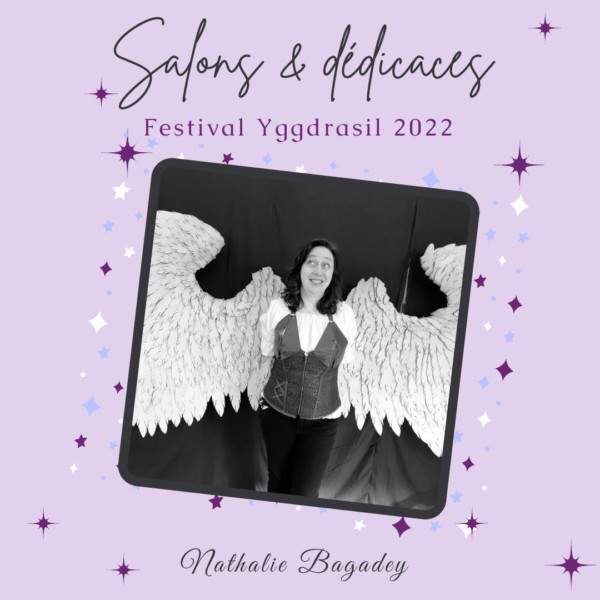 Image de présentation du Festival Yggdrasil avec Nathalie Bagadey portant des ailes (décor du Festival)