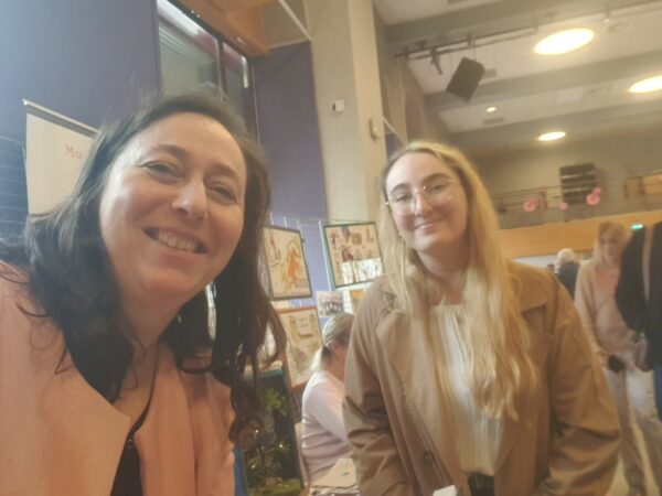 Selfie de Nathalie et d'Élodie