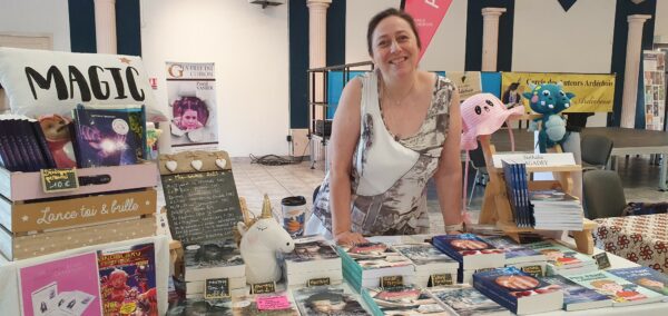 Privas - Nathalie Bagadey sur son stand